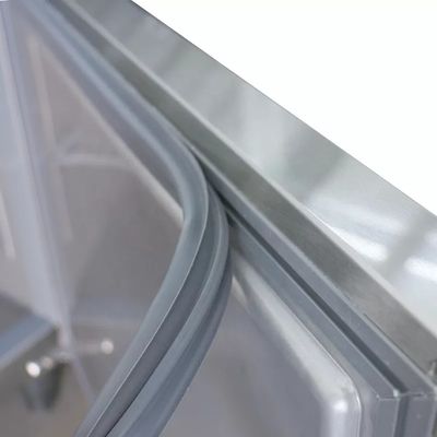 30 porta dritta commerciale del refrigeratore 4 di acciaio inossidabile del congelatore verticale dei vassoi 220v