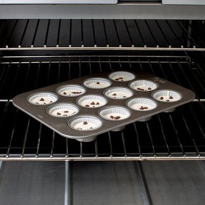Il vassoio bollente di alluminio resistente lustrato scanalato in 1.5mm ha alluminato il compartimento d'acciaio 12